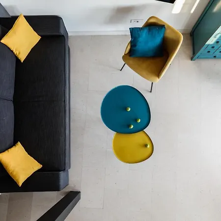 Penthouse In Old Dalmatian House - Flybridge بيت للعطل هفار