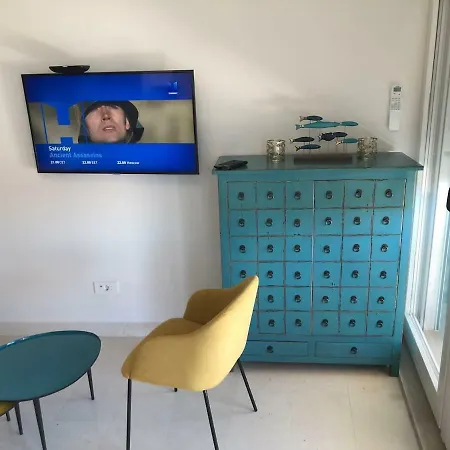 Penthouse In Old Dalmatian House - Flybridge بيت للعطل