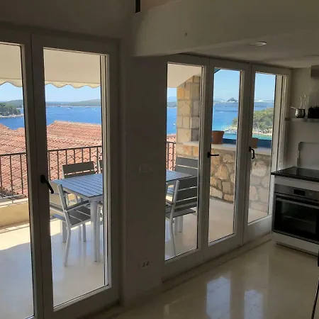 بيت للعطل Penthouse In Old Dalmatian House - Flybridge *