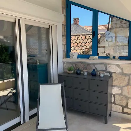 بيت للعطل Penthouse In Old Dalmatian House - Flybridge