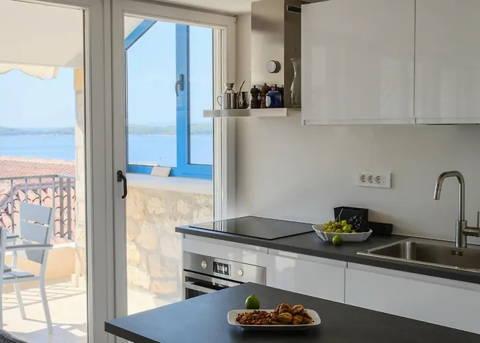 Penthouse In Old Dalmatian House - Flybridge Dom wakacyjny *
